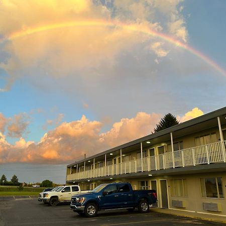 Lake Logan Inn Экстерьер фото
